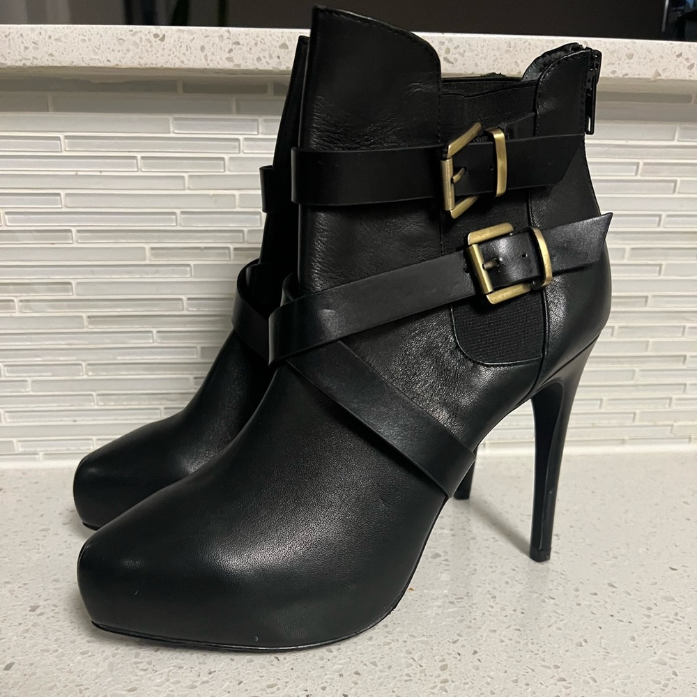 Charles By Charles David Boots